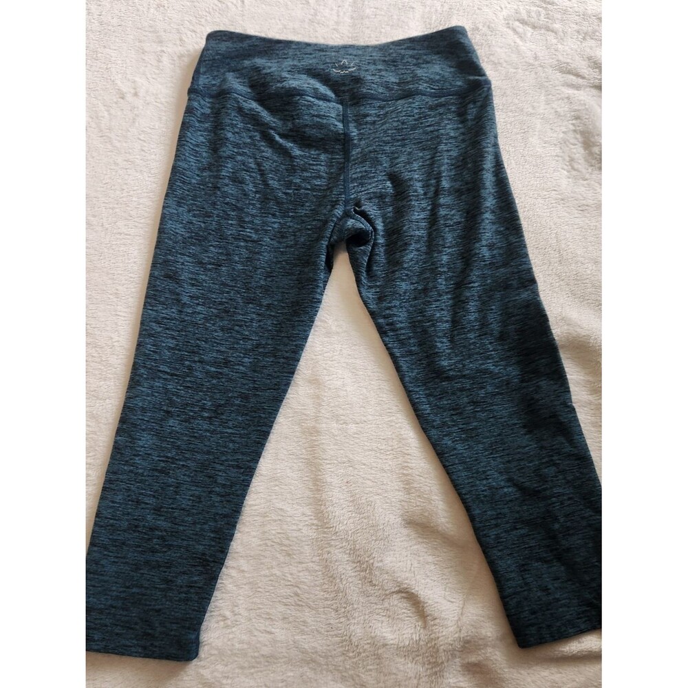 Beyond Yoga Women's Capri Leggings - Dark Teal Heather Size M